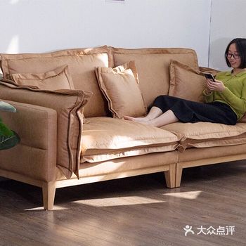 沙发秀一波,感受午后的宁静生活