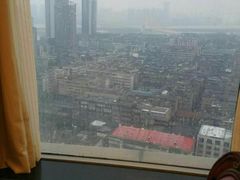 -东方豪景花园酒店·怡景旋转餐厅