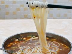 -卓雅桂林米粉