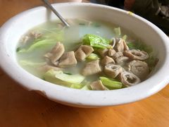 -茅屋大酒店