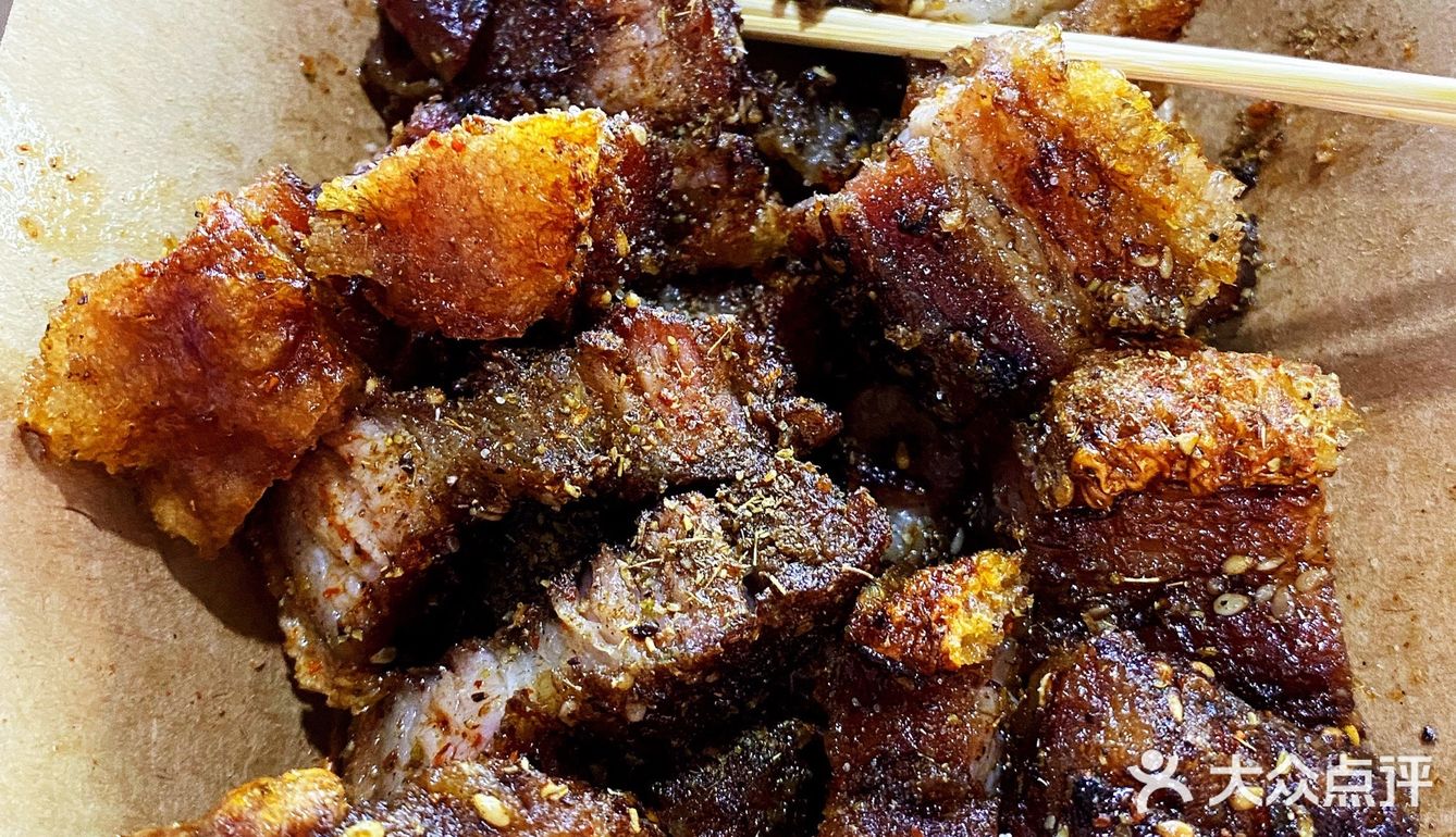 【脆皮五花肉】终于来打卡这家朱师傅五花肉了！