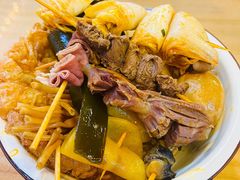 -丽丽三鲜螺蛳粉(田林路店)