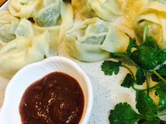 荠菜菌菇馄饨-花悦豆香