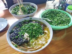 -越洋肖氏老米线(杨家坪店)