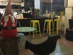 -怪兽咖啡 Monster Cafe