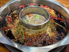 -六公里老火锅(总店)