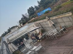 -UNI UNI(环亚凯瑟琳店)