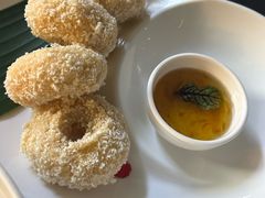 炸虾饼配泰国梅子酱-帕蓝·暹罗料理(大学路店)