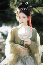-一揽芳华汉服旗袍体验馆(拙政园店)