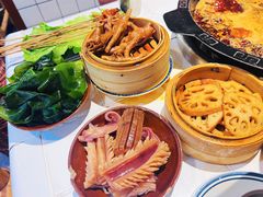 -卤校长老火锅(杨家坪直营店)