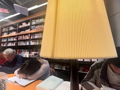 -西西弗书店&矢量咖啡(凯德晶萃广场店)