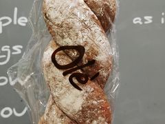 红菜头辫子包-Ole 面包房(华润万象城店)