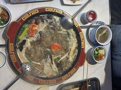 -牛得很·鲜牦牛肉烧烤·牛羊肉菌汤锅(康定店)