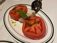 罗勒番茄-Wolfgang’s Steakhouse 沃夫冈牛排馆(上海白玉兰广场店)