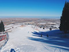-丝绸之路山地度假区滑雪场