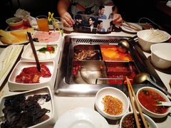 -海底捞火锅鲜切牛肉主题店(长寿路店)