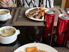 -大中华希尔顿酒店-念自助餐·嗨啤·小龙虾