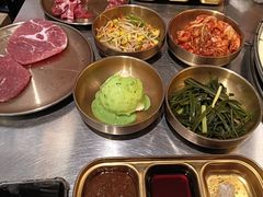 -釜山火炉·海鲜烤肉(紫藤路店)