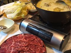 -鲜入围煮花胶鸡海鲜火锅