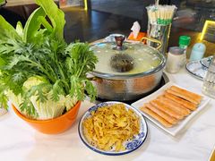 -朴小妹人参鸡汤火锅(长白山万达店)