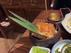 -明洞阿姨·韩式酱蟹烤肉·创意料理(三元桥店)