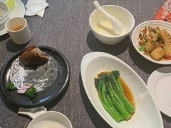 -御花园·粤菜·海鲜火锅(中山公园店)