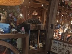 -老牌坊云南鱼豆花火锅(爱建店)