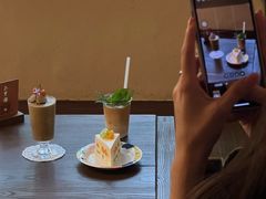 -HOLIDAY休日(后田垟巷店)