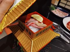 -山川小町·极番烧肉(新地假日广场店)
