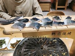 -青瓦餐厅·生鱼片·韩园烤肉(西塔店)