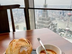 餐前面包-上海柏悦酒店·世纪100牛排馆