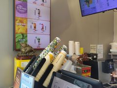-沪上阿姨·精选茶饮(深大西丽店)