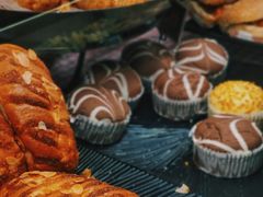 -Caidie Bakery采蝶轩(百越店)