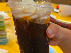 甜品站可乐麦炫酷-麦当劳(宜安广场店)