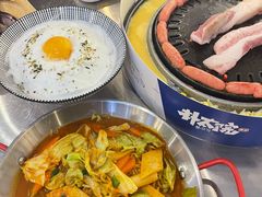 -朴太院·烤肉万岁·创意首尔料理(中联广场店)