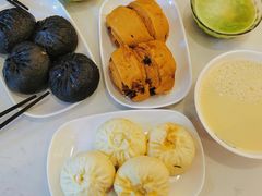 -李与白包子铺(桐梓林店)