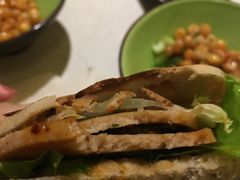 -一叶一世界•素食餐厅(环球中心店)