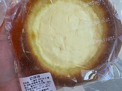 奶呼呼-檗谷·面包·咖啡·轻食(华贸天地店)