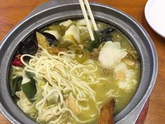 -周鱼小馆石锅酸菜鱼(活力汇店)