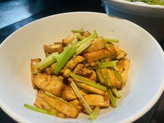 -许爷家·生态湖鲜(徐汇日月光店)
