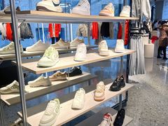-NIKE品牌体验店(南京东路店)