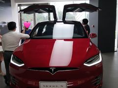 -TESLA 特斯拉(郑州正弘城体验店)
