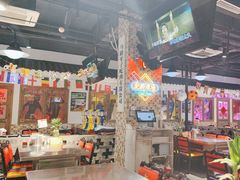 -马路牙子烧烤音乐酒馆(望京店)