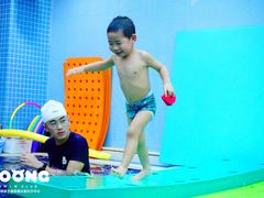 -龙格亲子游泳俱乐部(泊富中心)
