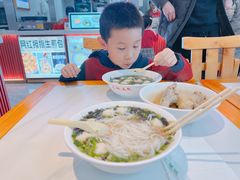 -老滕家过桥米线(金鱼胡同店)