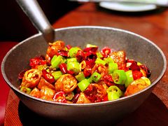 鹅卵石爆肥肠-老板恋上鱼(高新万达店)