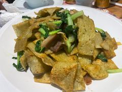 -黄泥岗·地道湖北菜(奥特莱斯店)