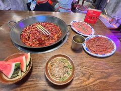 -萍姐火锅·公路夜市(武汉首店)