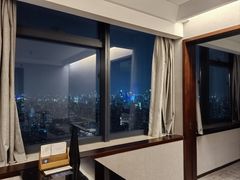 -上海龙之梦万丽酒店