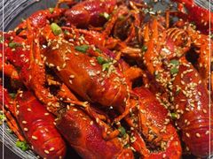 -肥肥虾庄·金牌油焖大虾(首义路店)